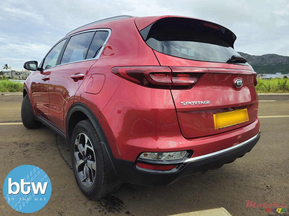2021' Kia Sportage photo #3