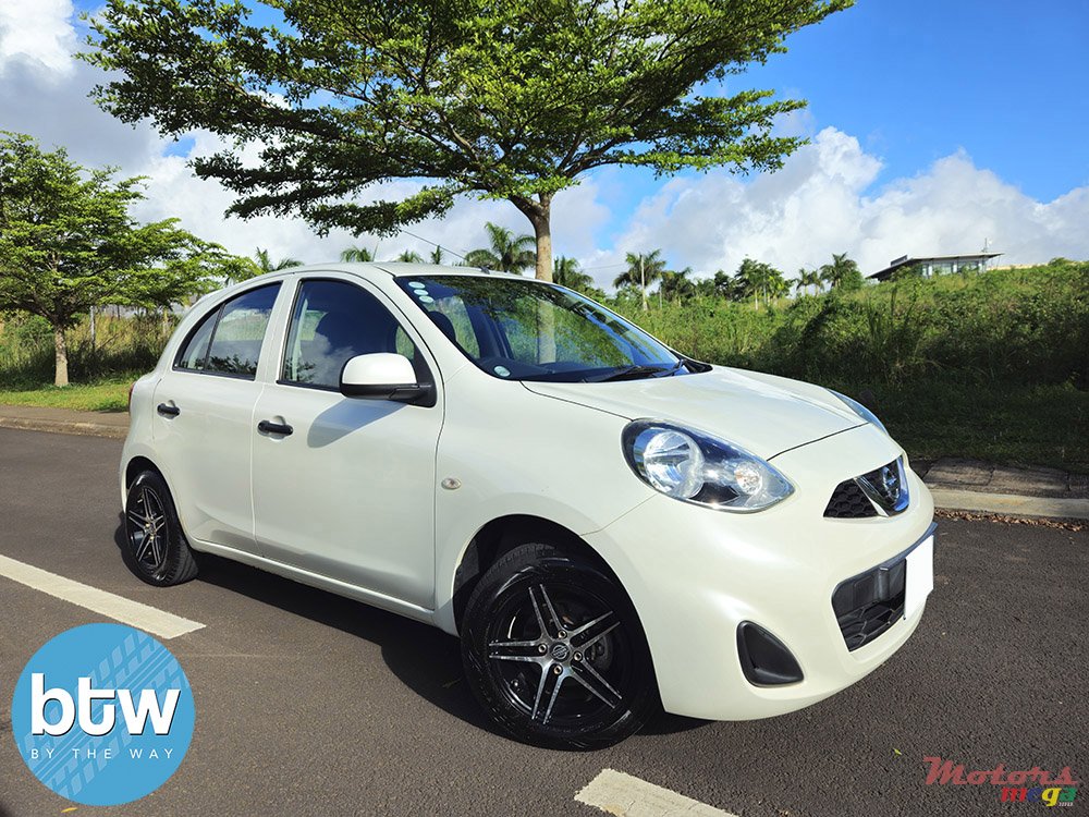 2014' Nissan March photo #1