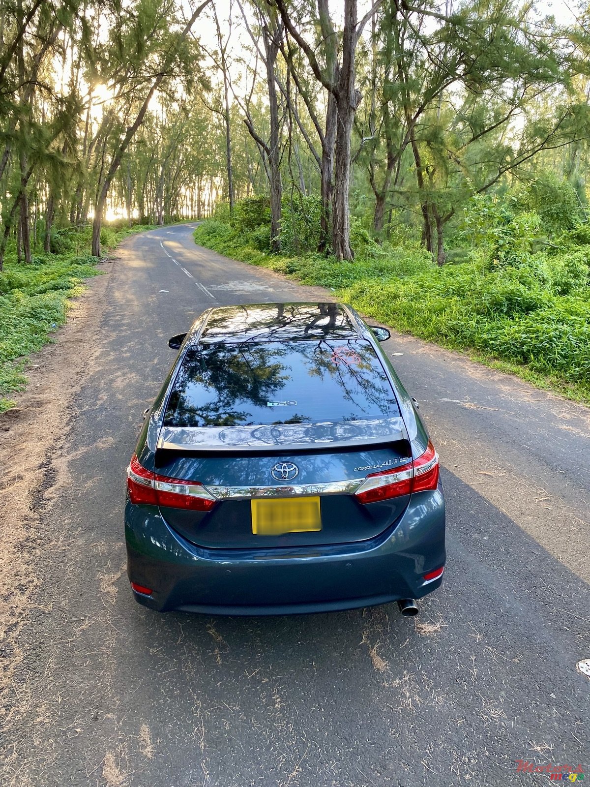 2017' Toyota Corolla Alloy rims, full option photo #4