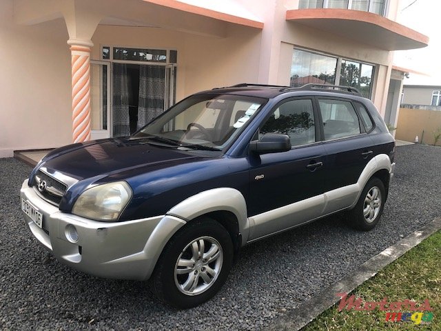 2006' Hyundai Tucson photo #2