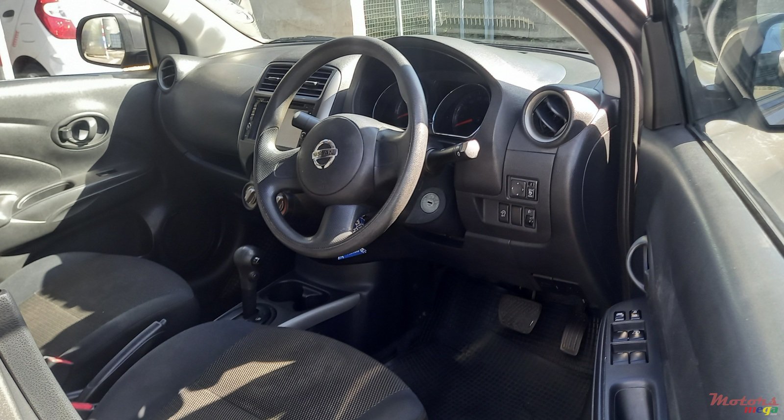 2014' Nissan Almera Latio photo #5