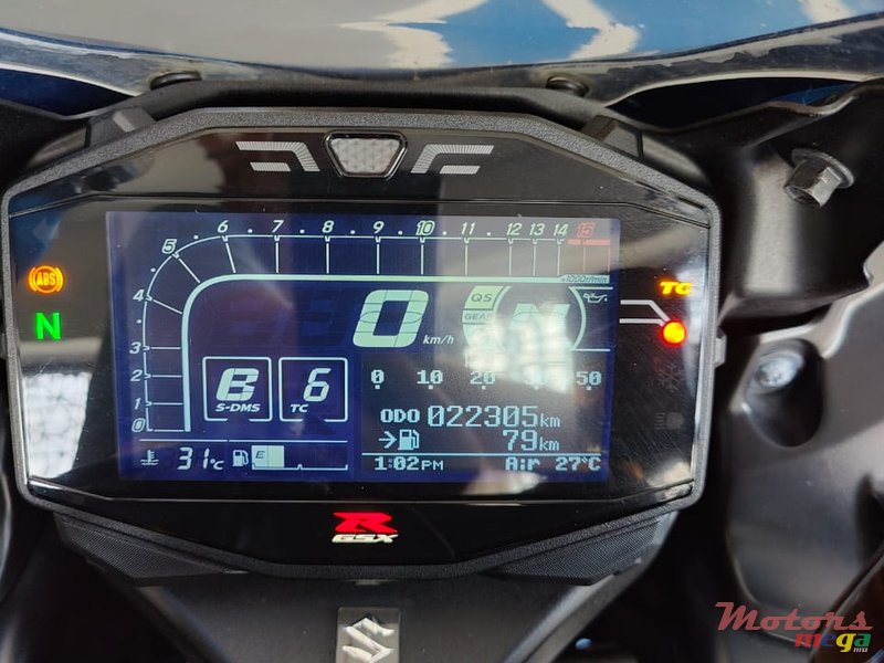 2022' Suzuki GSXR1000R photo #3