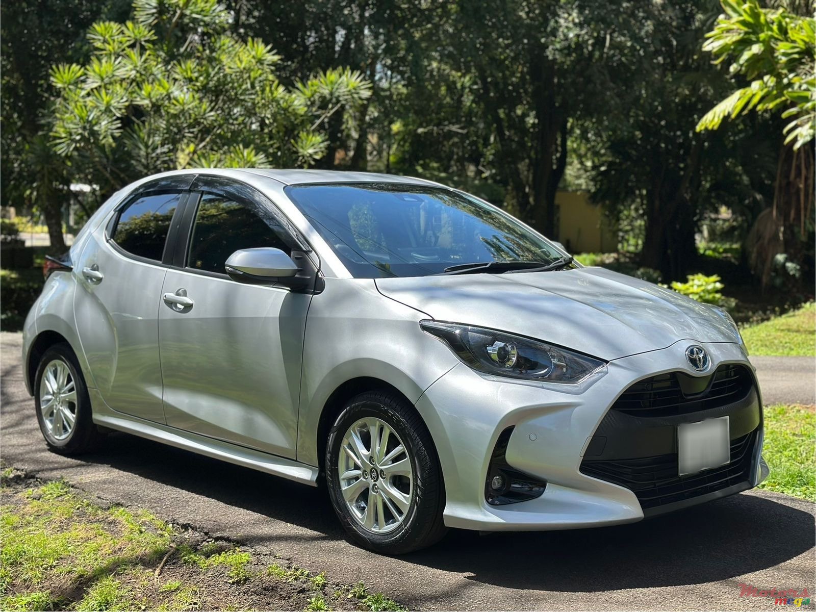 2021' Toyota Yaris photo #1