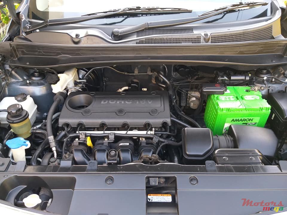 2011' Kia Sportage 2.0 AUTOMATIC photo #7