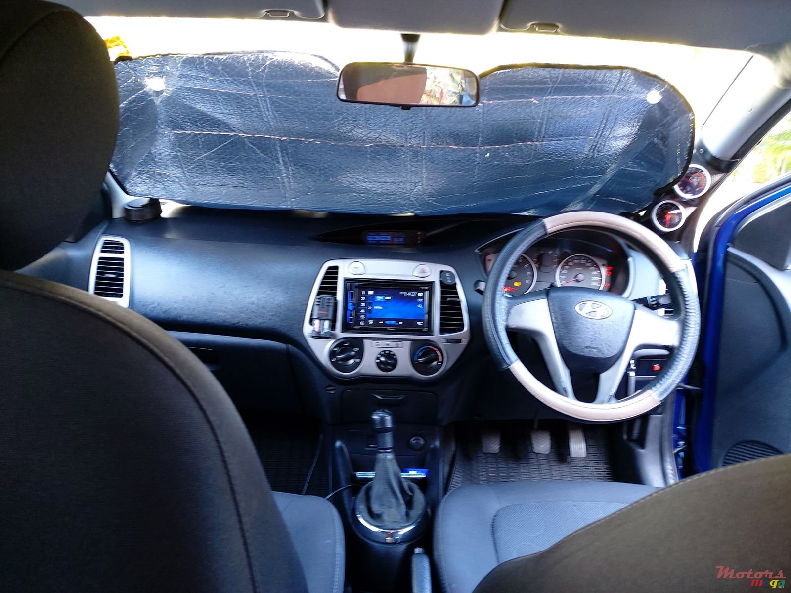 2011' Hyundai i20 Done photo #4