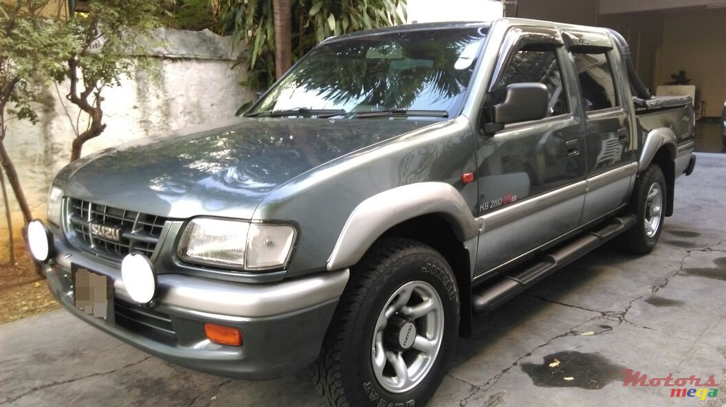 2001' Isuzu KB Series photo #1