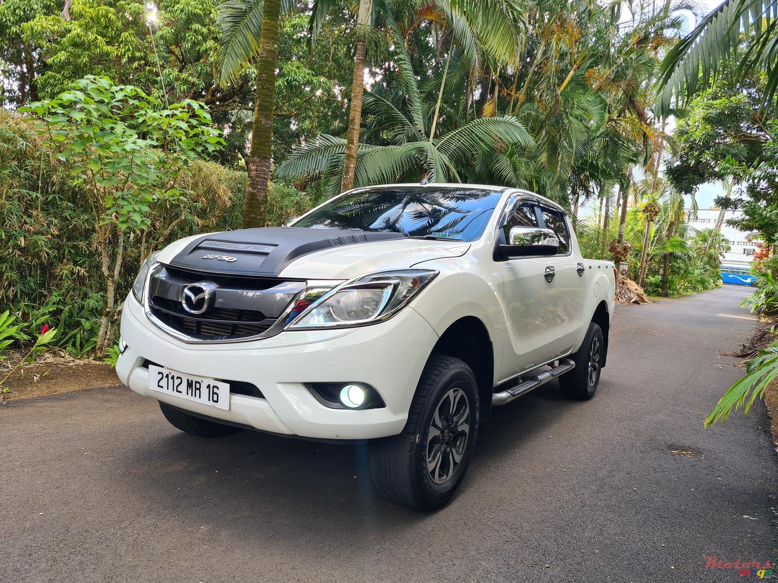 2016' Mazda BT-50 Auto 3.2 photo #2