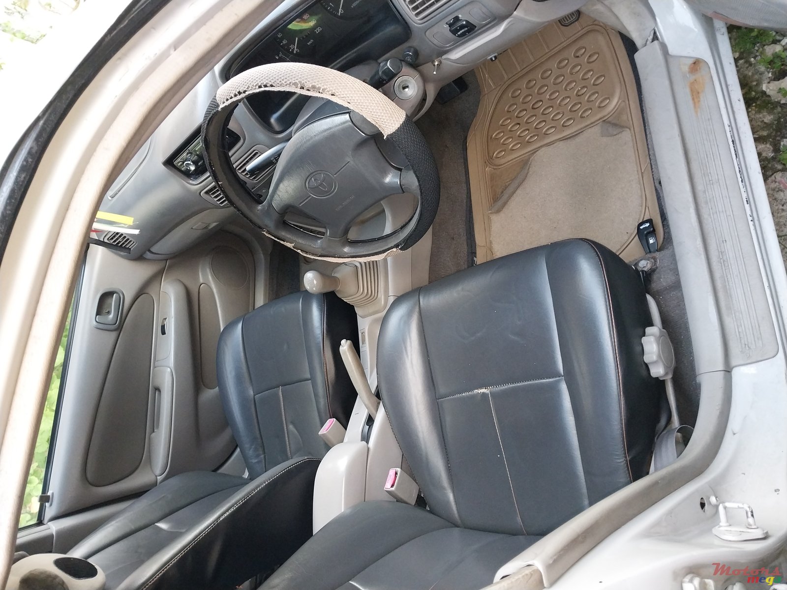 1999' Toyota Corolla photo #1