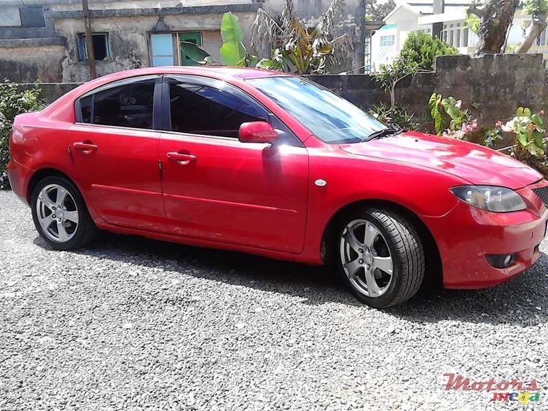 2005' Mazda 3 photo #1