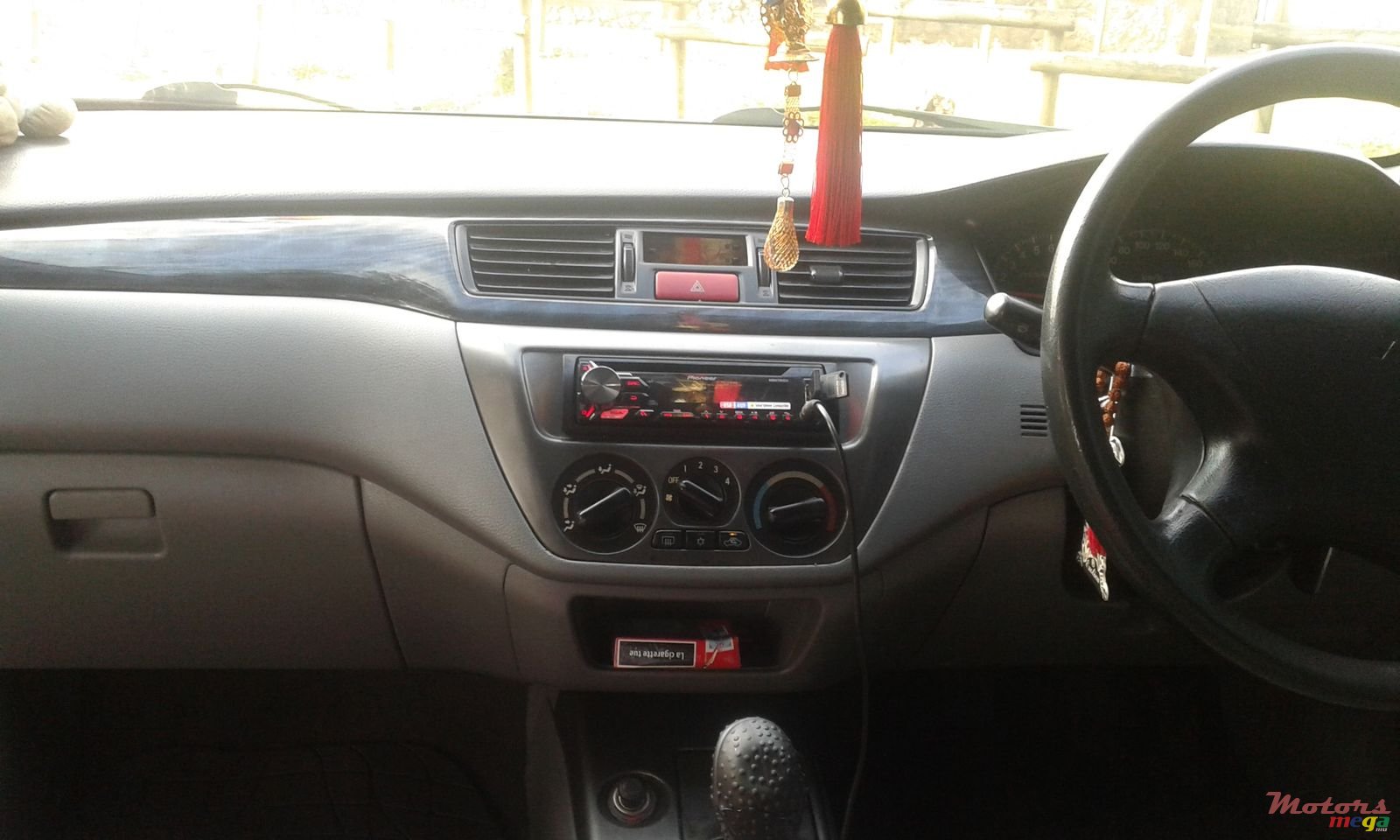 2007' Mitsubishi photo #6