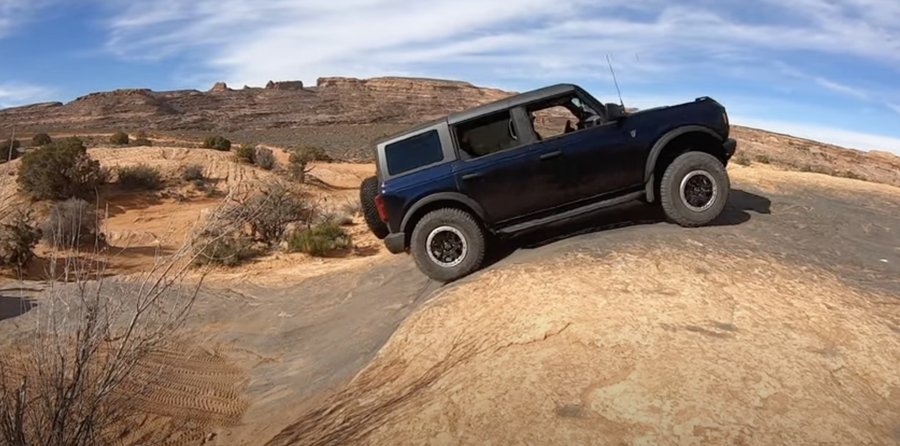 See Ford Bronco Crawl Moab With Range Rover Sport, Wrangler 4xE