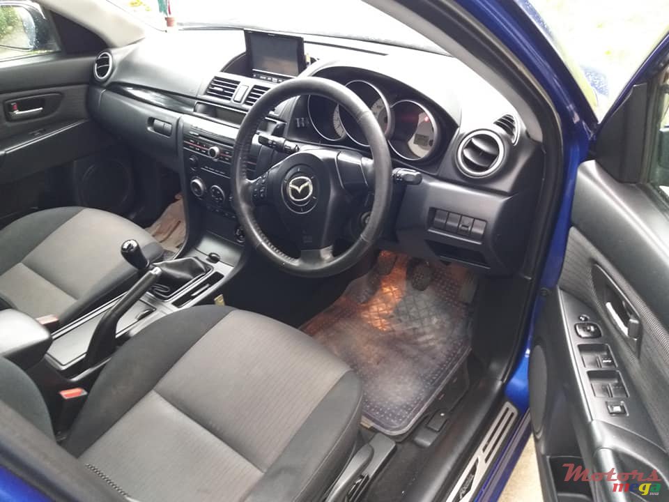 2006' Mazda Axela 1.5l [JAPAN] photo #4