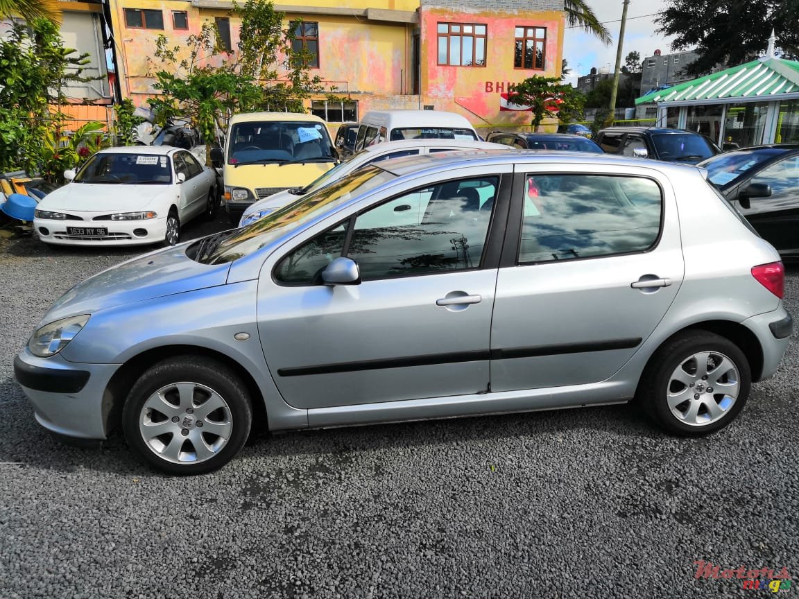 2005' Peugeot 307 photo #3