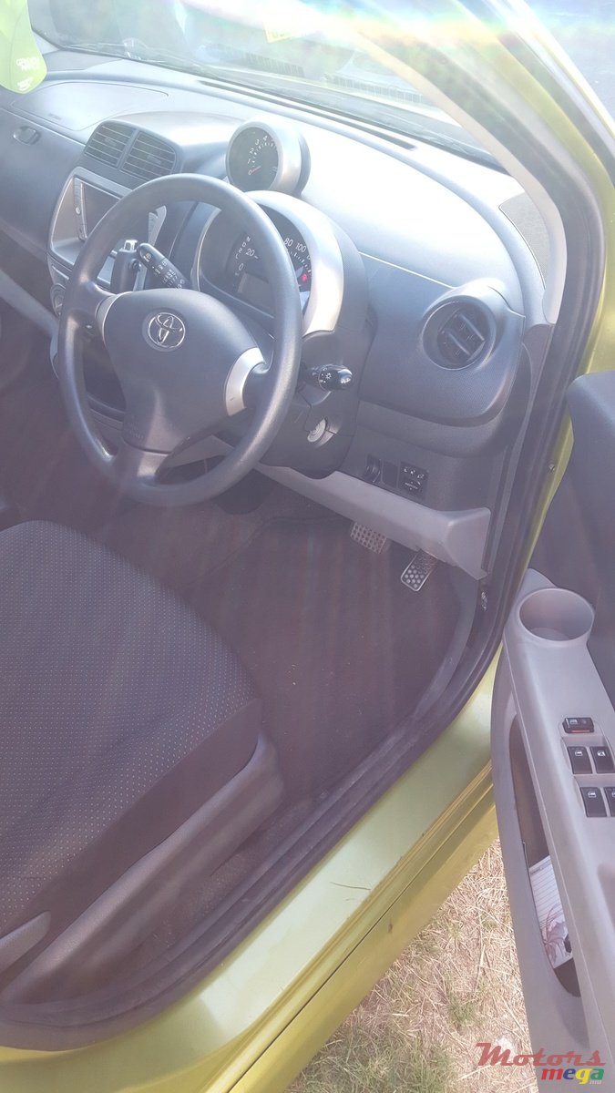 2007' Toyota Paseo photo #4