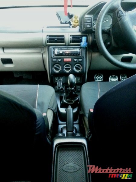 2002' Land Rover Freelander photo #2