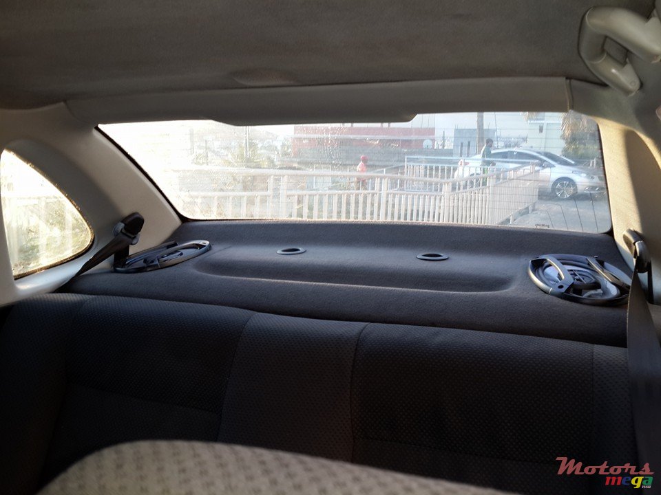 2002' Volkswagen Polo classic photo #3