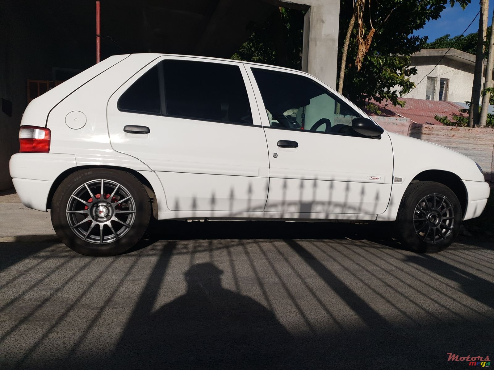 2000' Citroen Saxo No photo #1