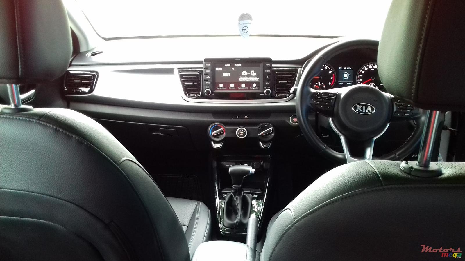 2021' Kia Rio New photo #5