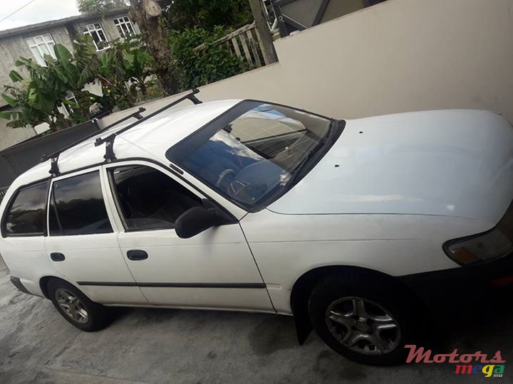 1992' Toyota Corolla photo #1