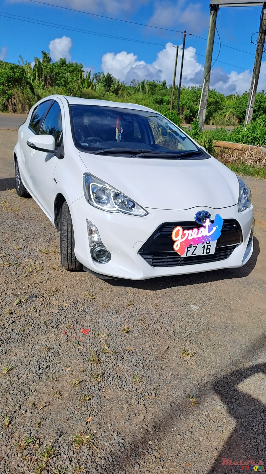 2016' Toyota Aqua photo #3