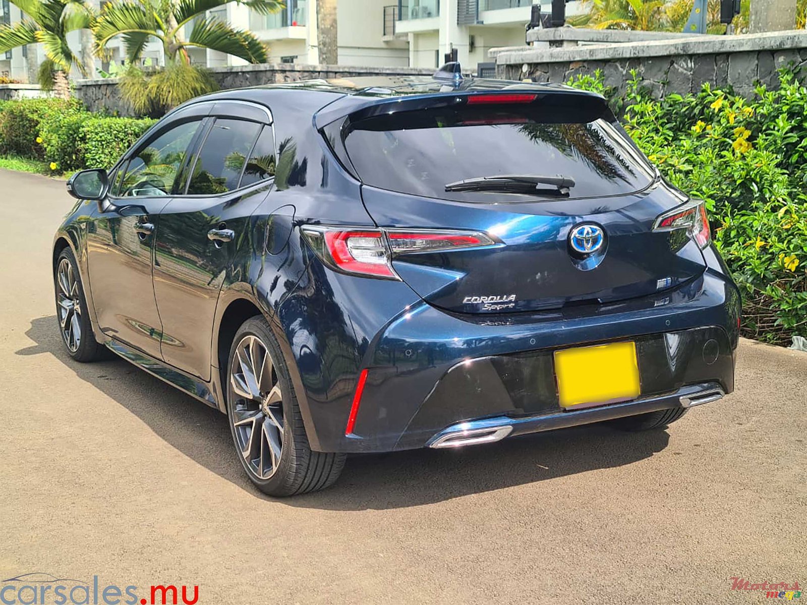 2022' Toyota Corolla Sport 1.8 Hybrid photo #3