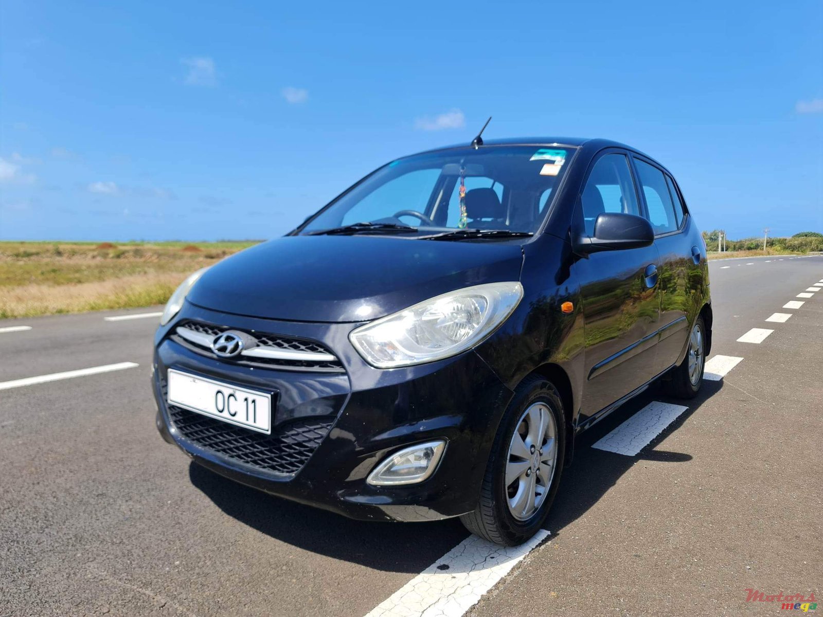 2011' Hyundai i10 photo #1