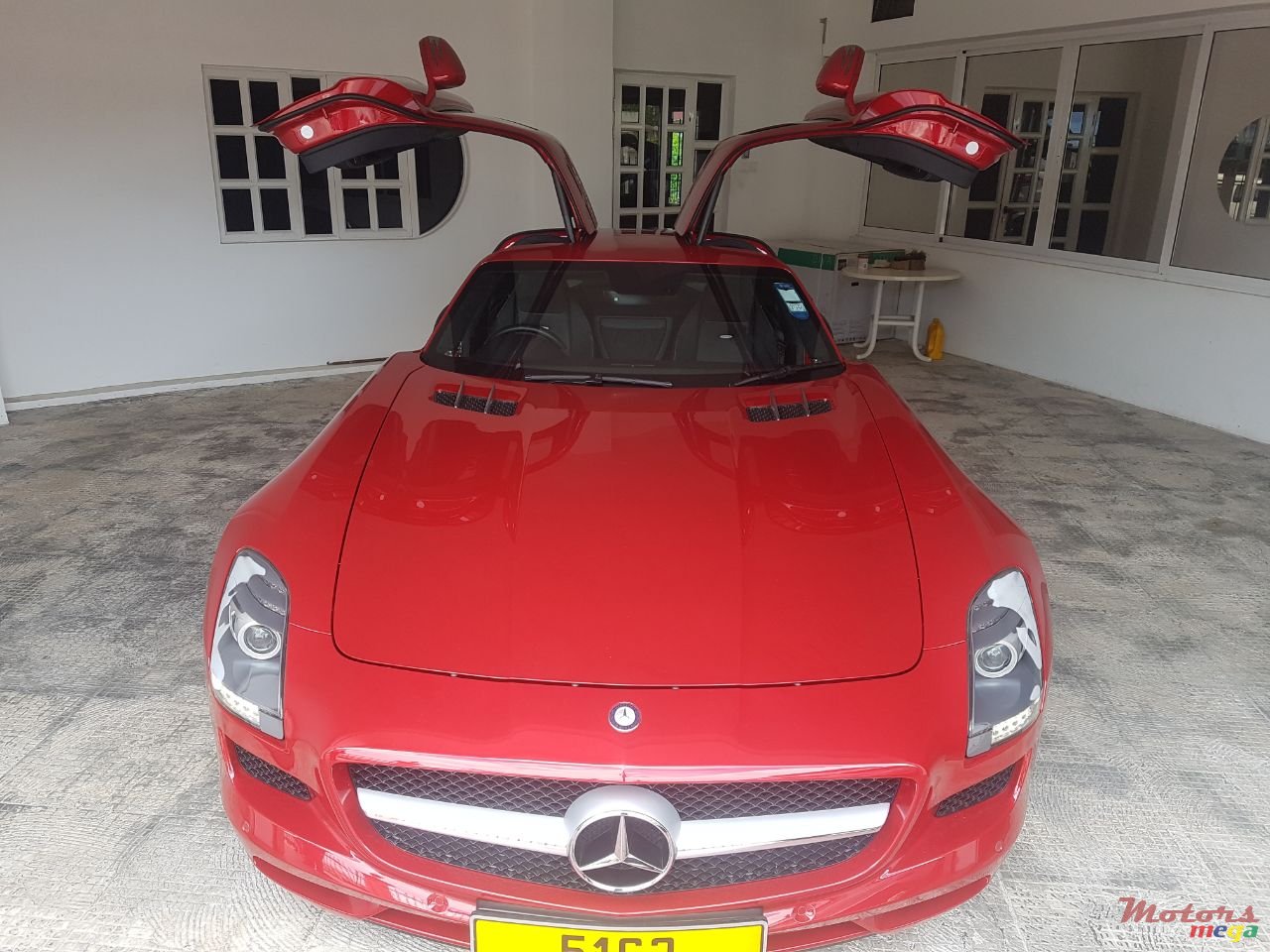 2016' Mercedes-Benz SLS AMG photo #1