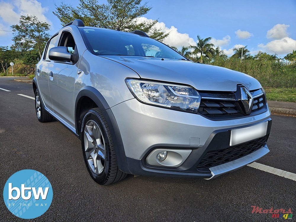 2018' Renault Sandero StepWay photo #1