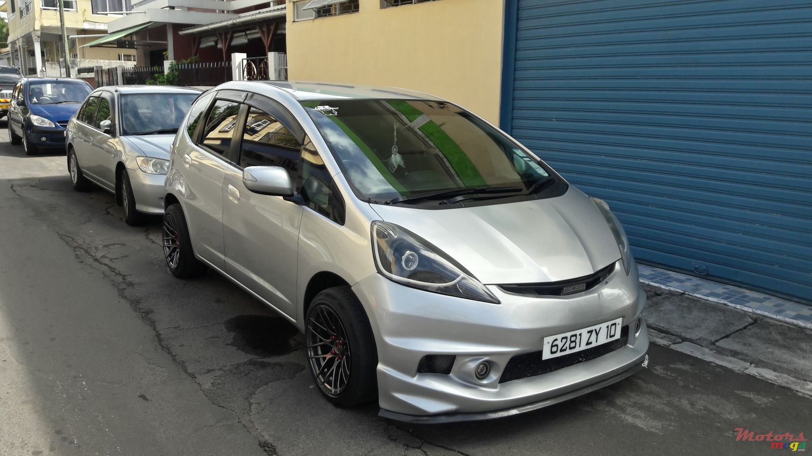 2010' Honda Fit photo #6