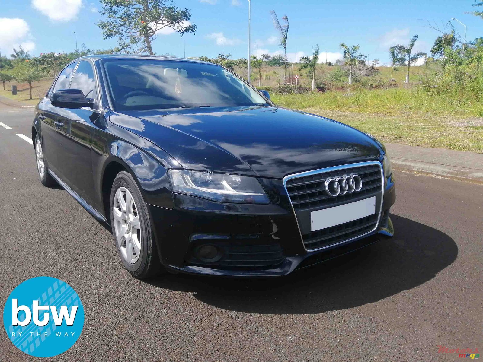 2010' Audi A4 photo #1