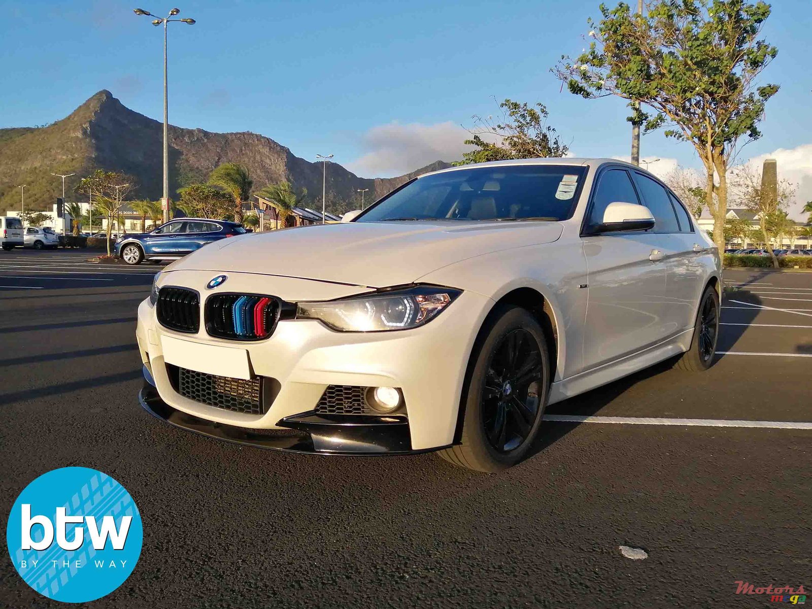 2012' BMW 320 photo #2