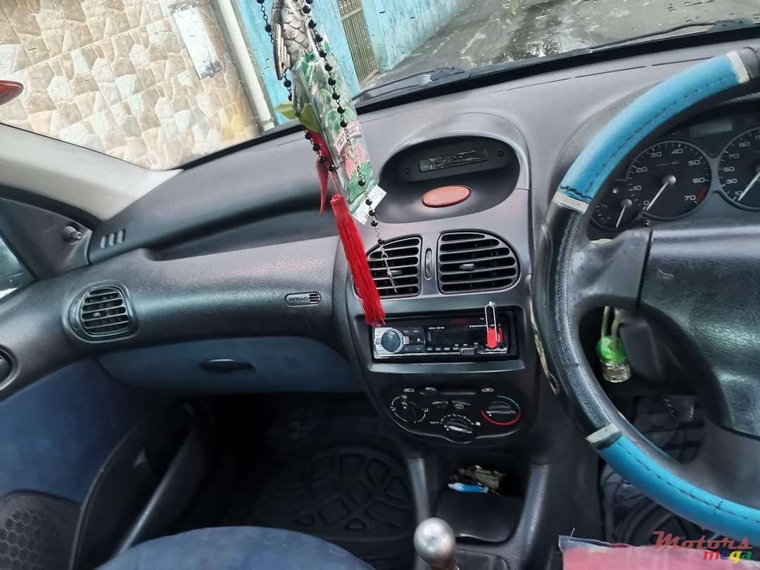 2003' Peugeot 206 photo #6