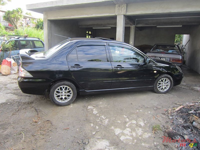 2008' Mitsubishi Lancer glx photo #3