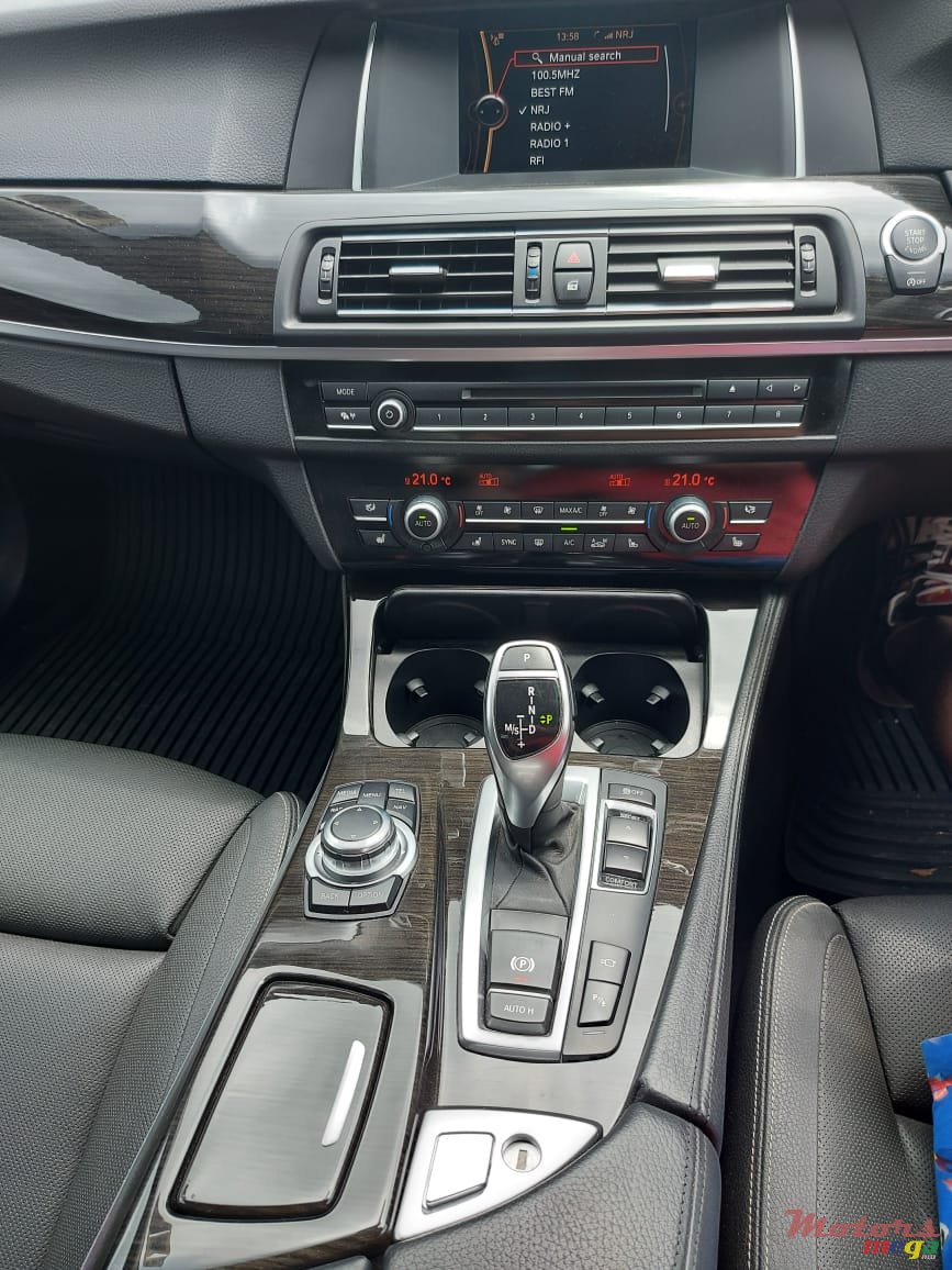 2014' BMW 528 photo #4