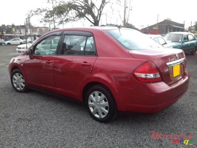 2005' Nissan Tiida photo #6