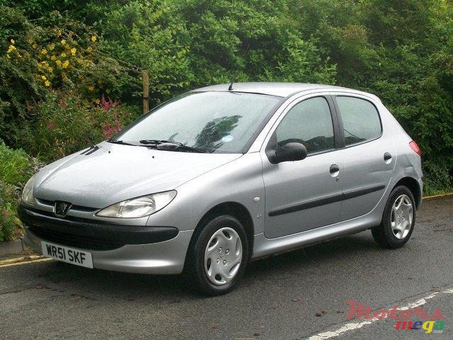 2002' Peugeot 206 photo #2