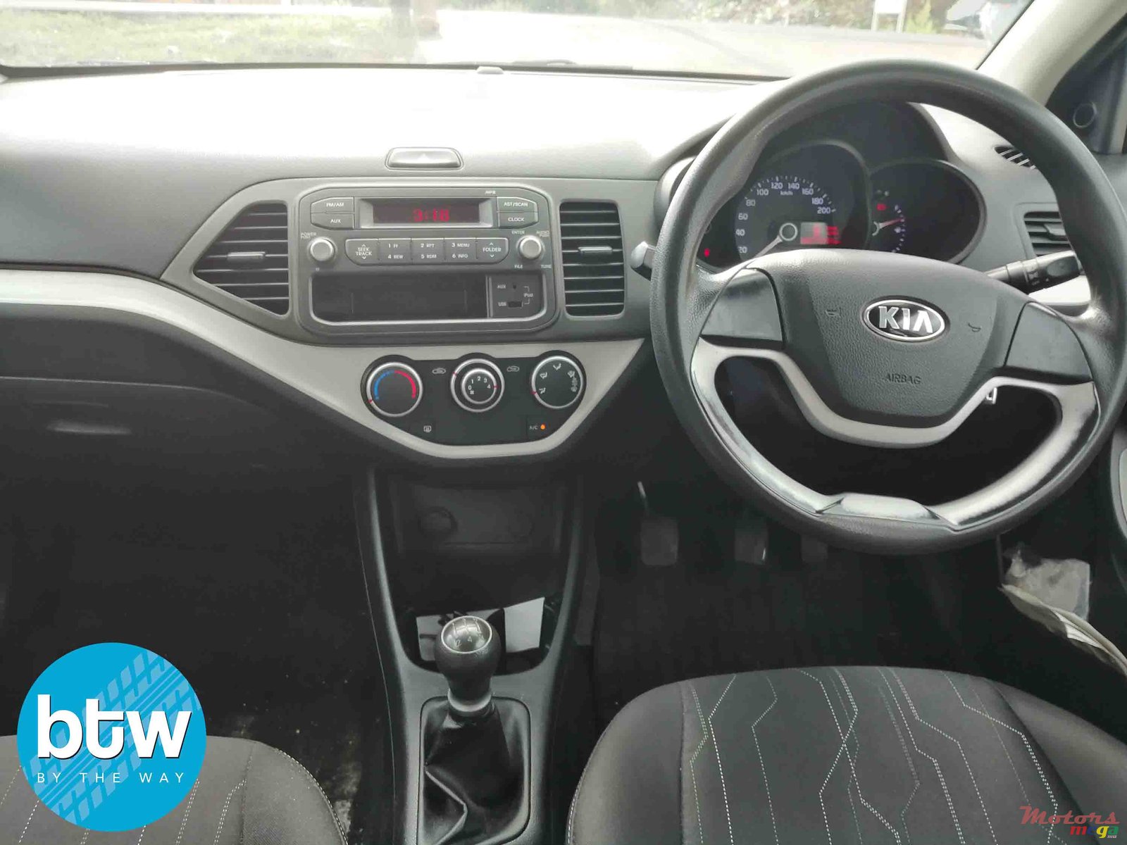 2014' Kia Picanto photo #6