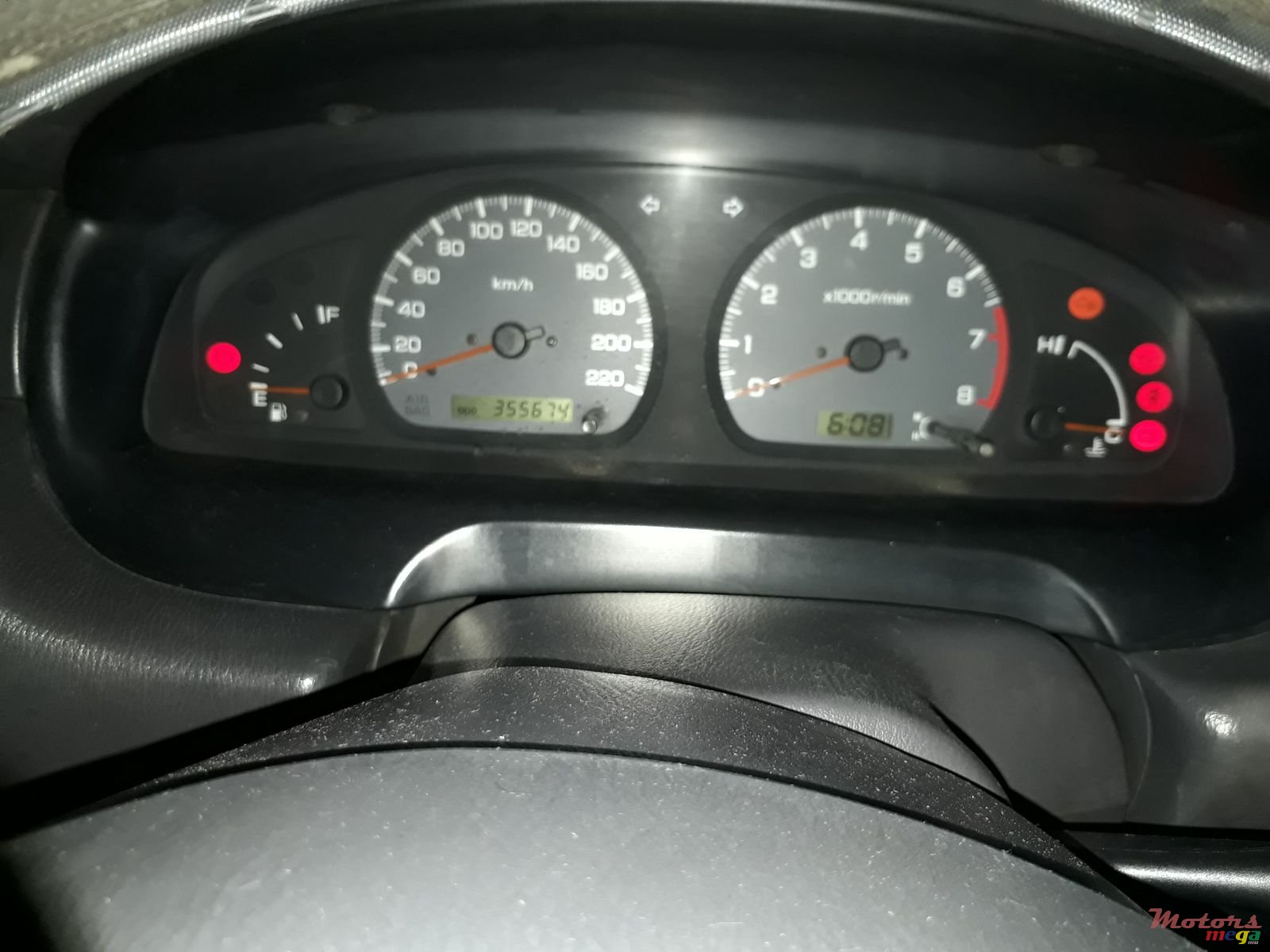 1999' Nissan Sunny photo #2