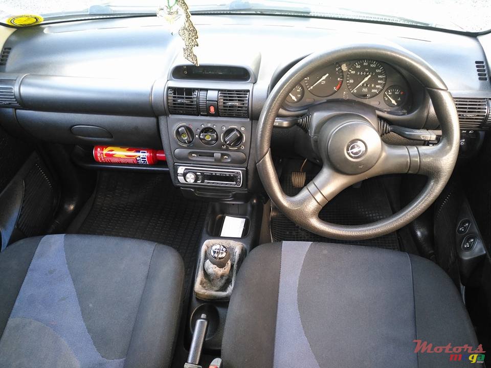 1999' Opel Corsa 1.2 HB photo #5
