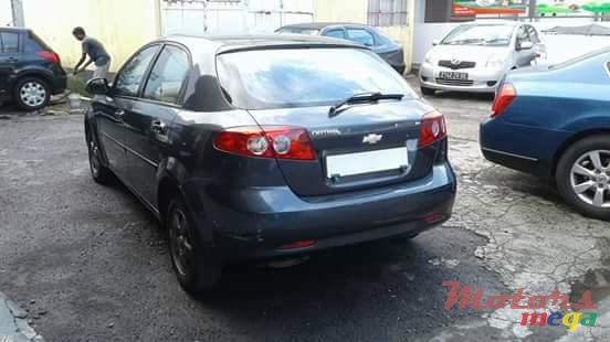 2005' Chevrolet Optra photo #3