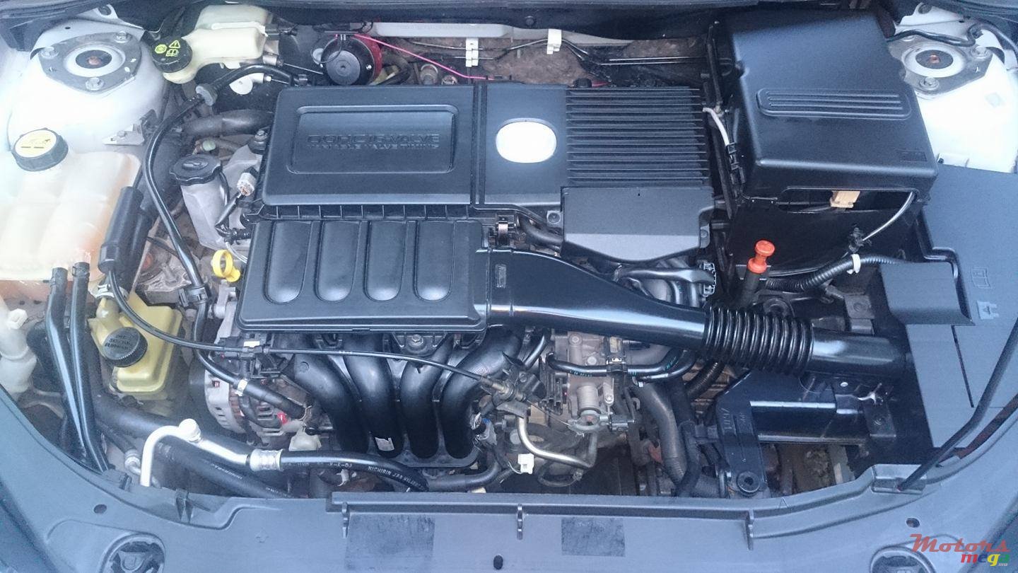 2004' Mazda 3 photo #5