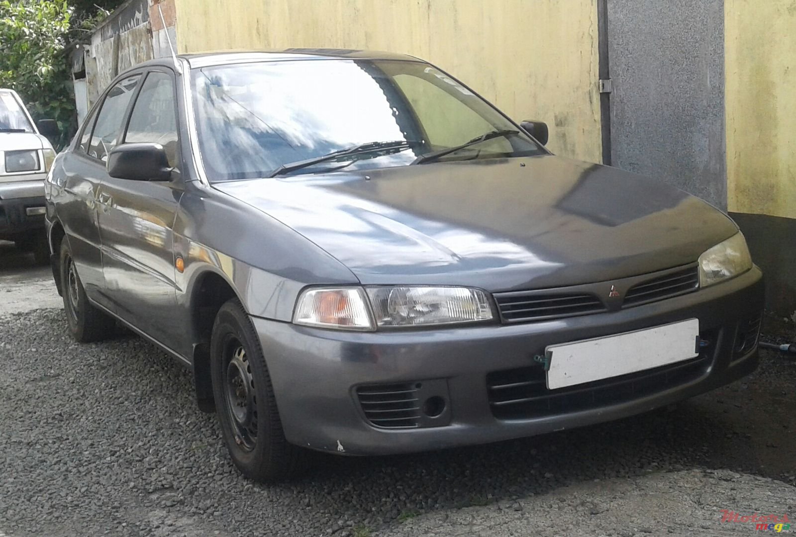 1996' Mitsubishi Lancer photo #1