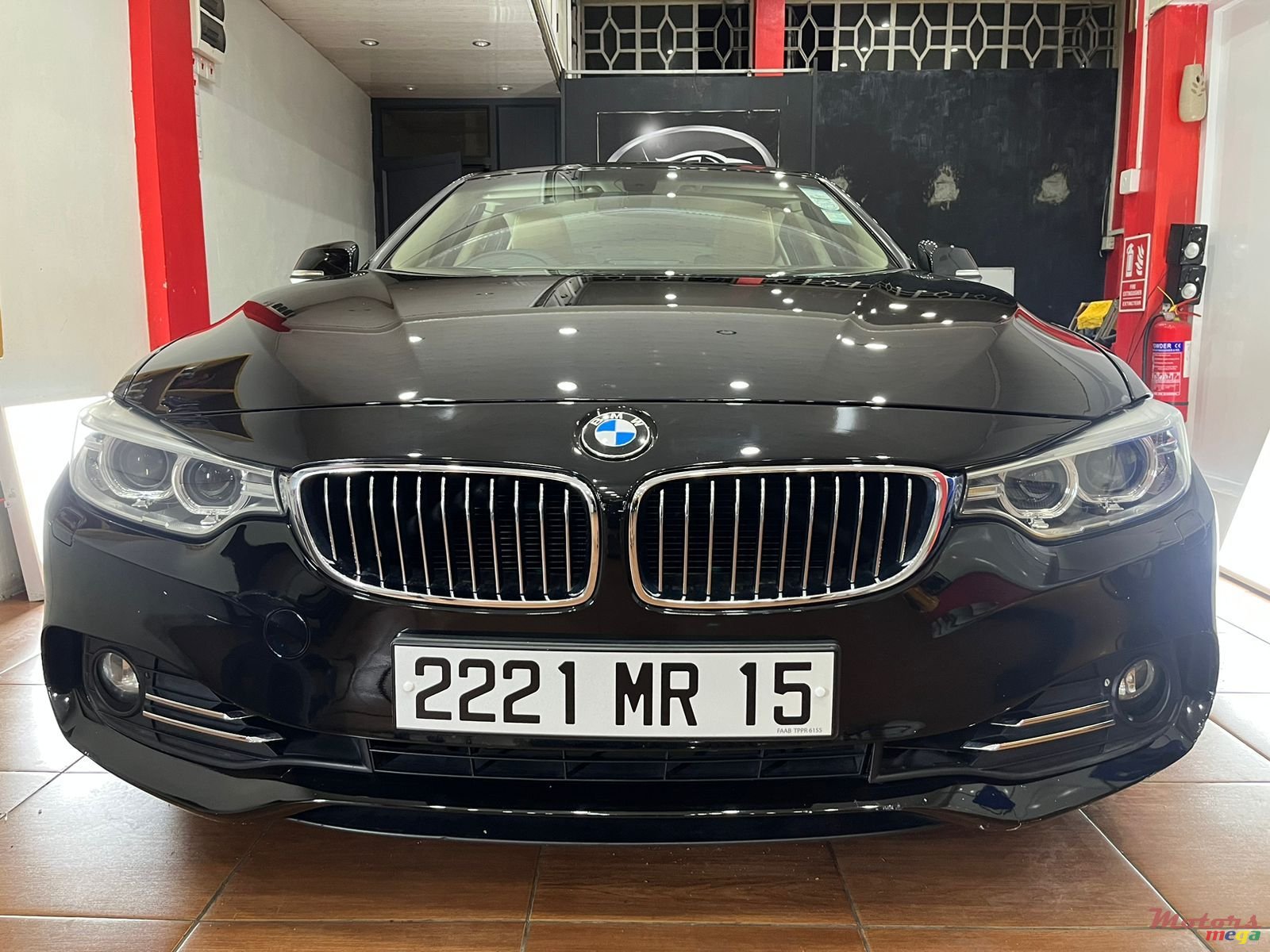 2015' BMW 420 photo #1