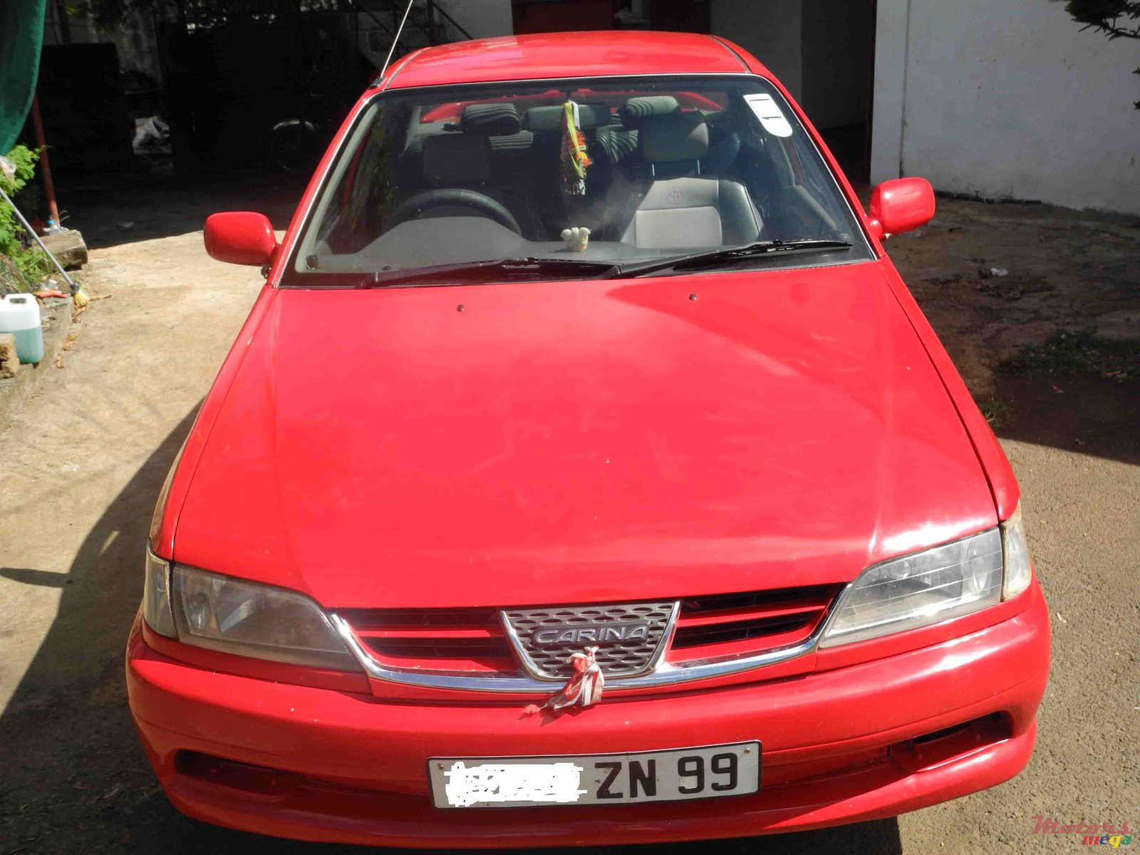 1999' Toyota Carina photo #1