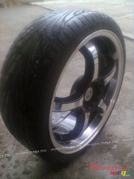 2005' Toyota photo #1