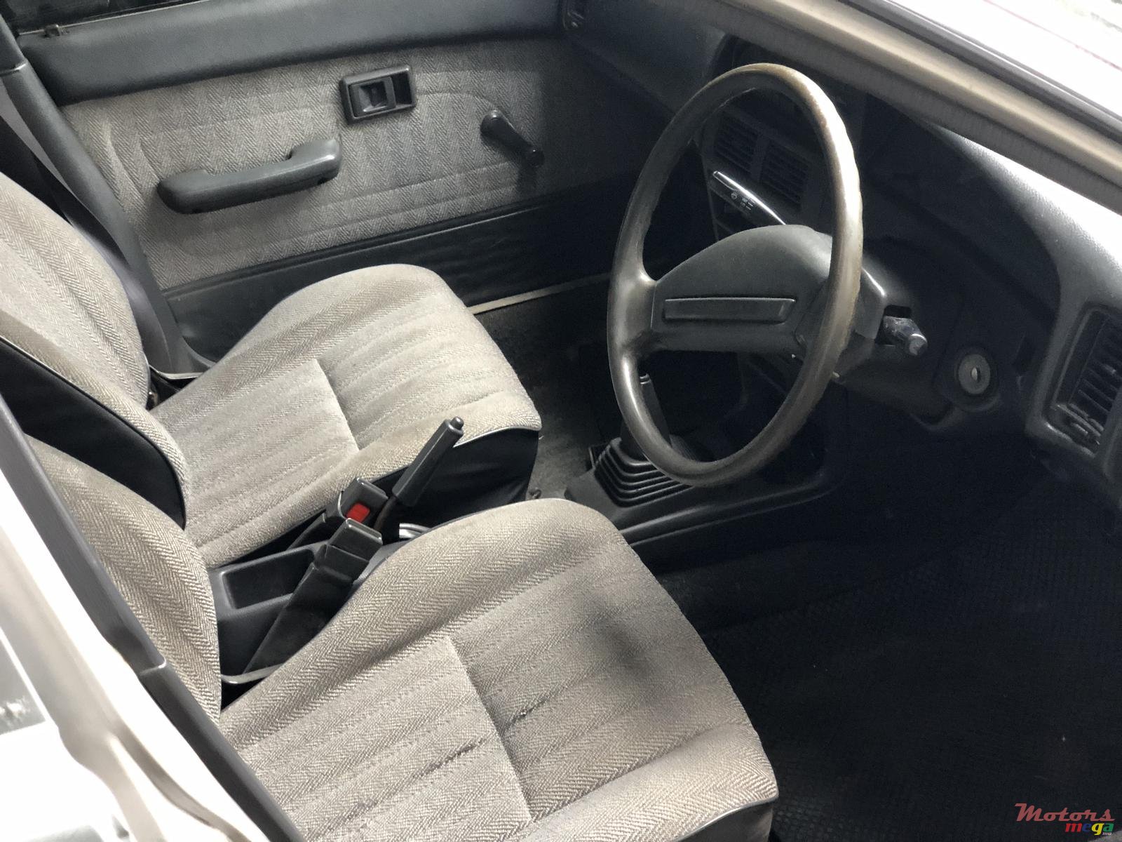 1991' Toyota Corolla Ee90 photo #3