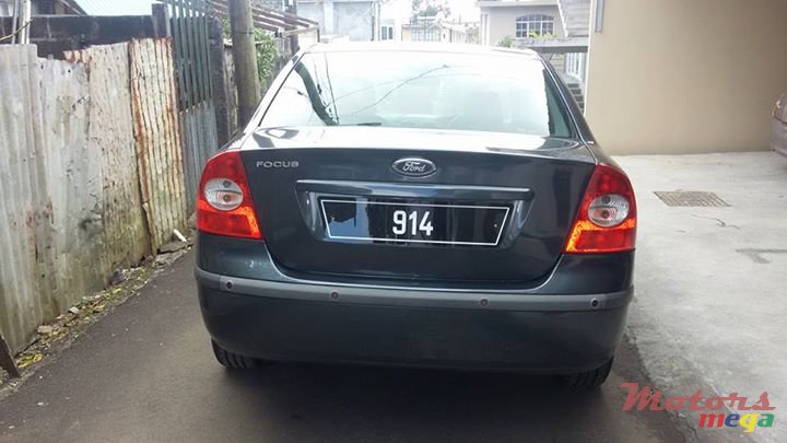 2007' Ford Focus photo #5