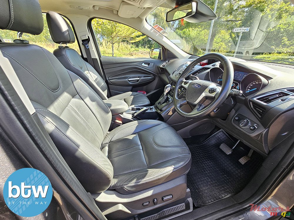 2016' Ford Kuga photo #6