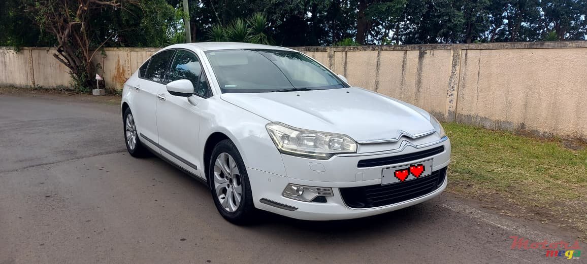 2013' Citroen C5 photo #5