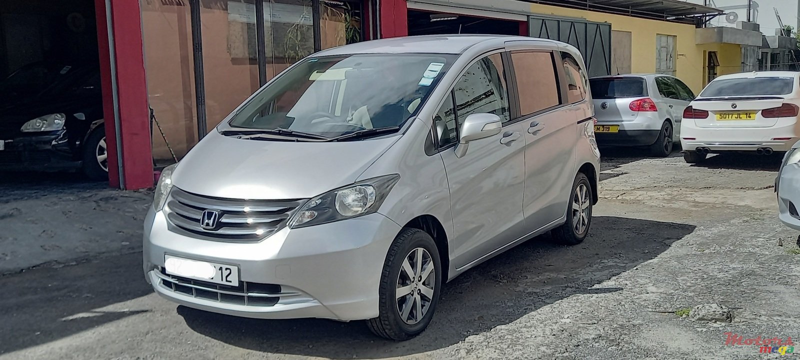 2012' Honda Freed photo #2